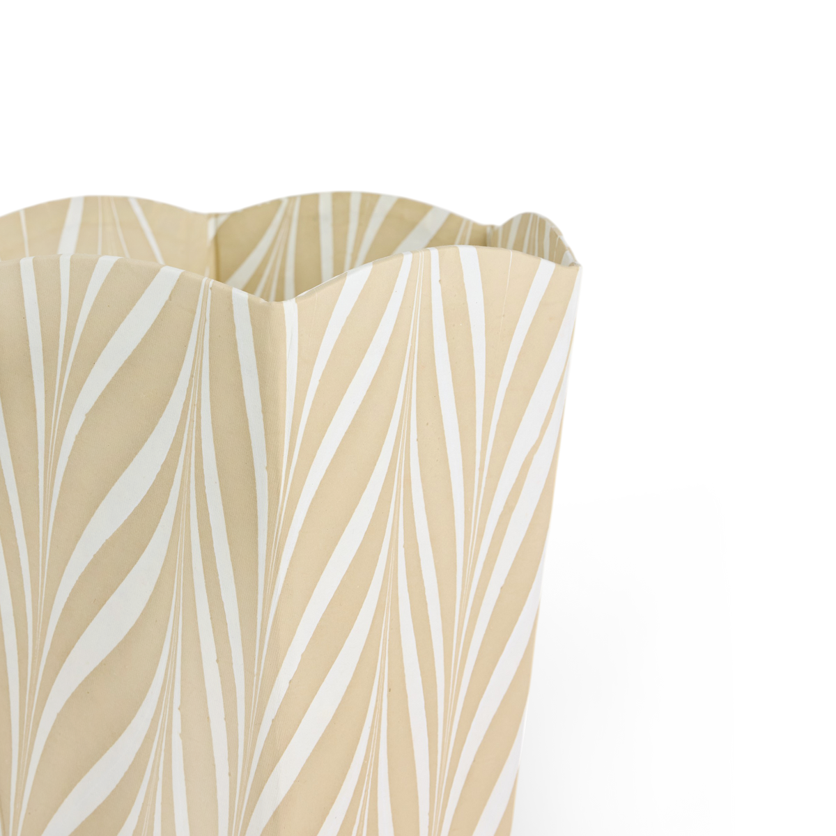 Soyabean Banyan – Hand Marbled Scalloped Basket (9.5" W x 9.5" D x 12" H)