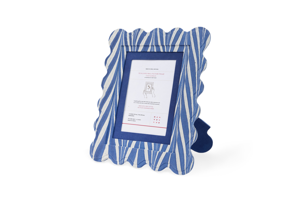 Harbor Blue Banyan – Hand Marbled Scalloped Picture Frame | 12" x 10", fits 7" x 5" photo