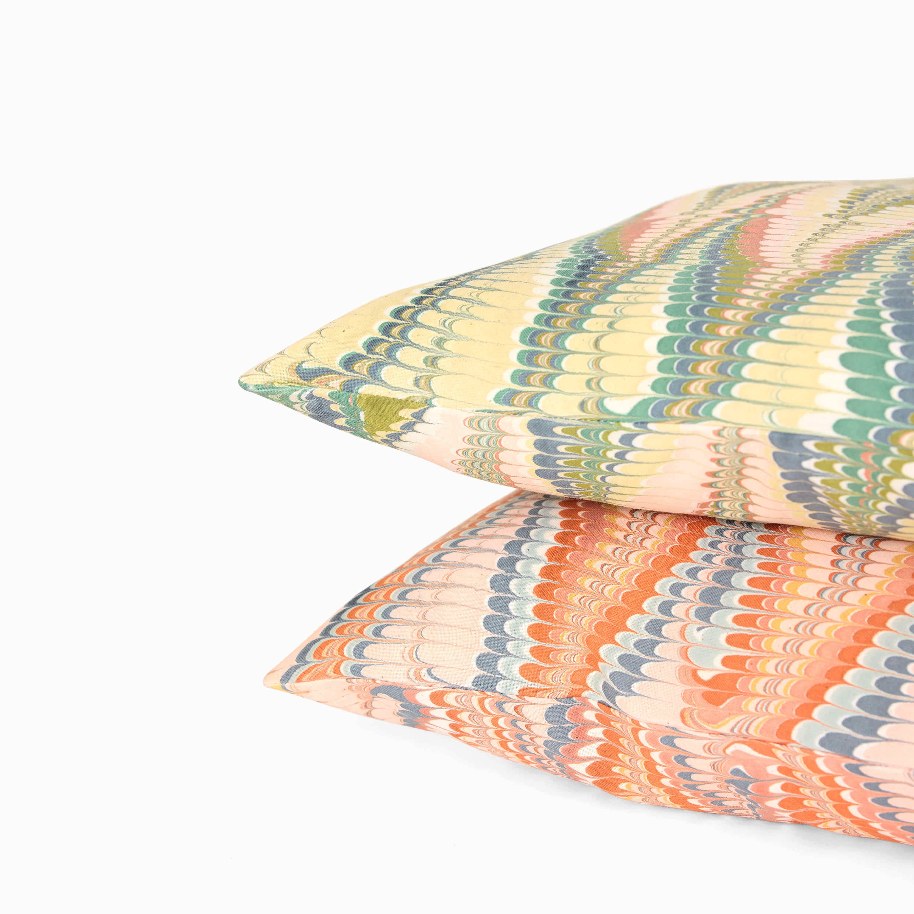 Sunwave – Hand Marbled Cotton Pillow Cover (18" x 18")