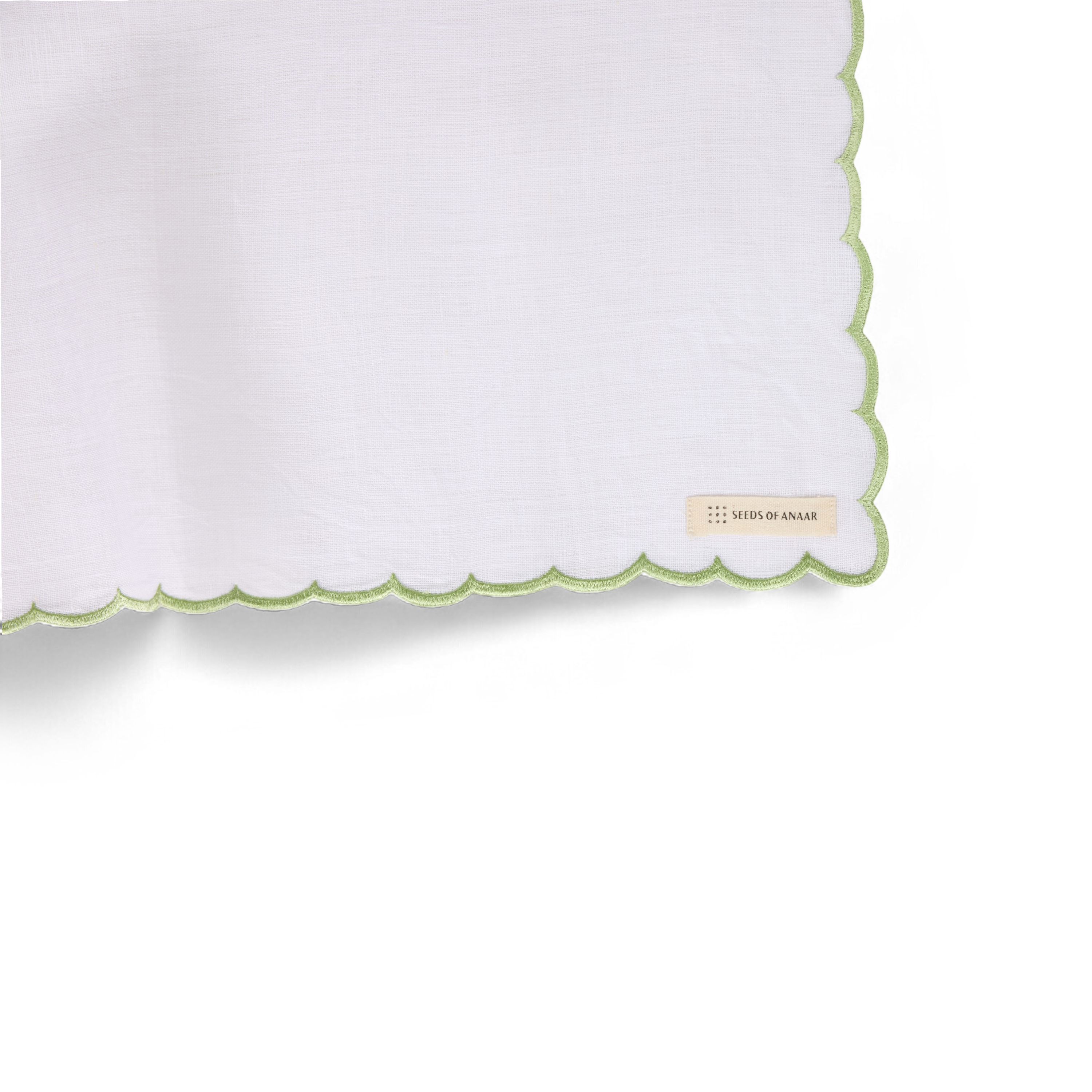 Meadow Edge – Scalloped Linen Napkin (Set of 2 | 18" x 18")