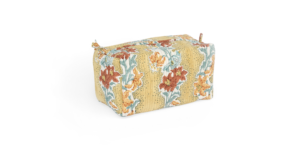 Earth Garden – Quilted Beauty Bag Medium – 8.5" × 4" × 3.5"