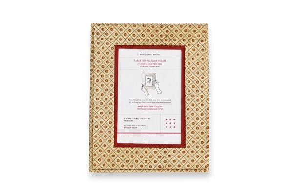 Amber Gird – Hand Block Printed Tabletop Picture Frame (7.25