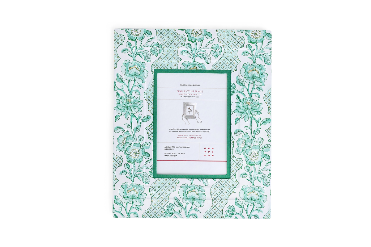 Celadon Green Blooming Trellis – Hand Block Printed Wall Picture Frame (12" x 10", fits 7" x 5" photo)