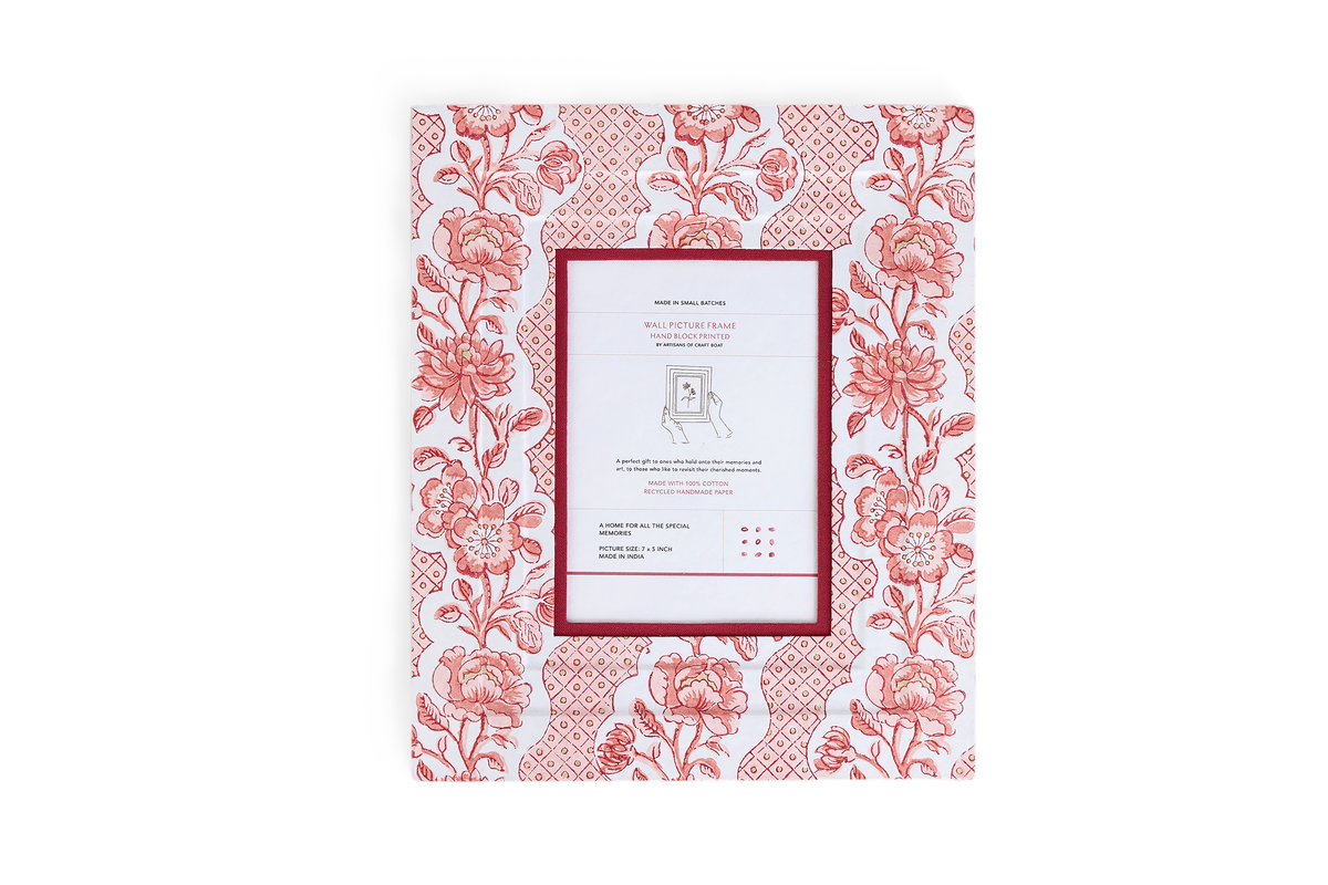 Garnet Red Blooming Trellis – Hand Block Printed Wall Picture Frame (12" x 10", fits 7" x 5" photo)