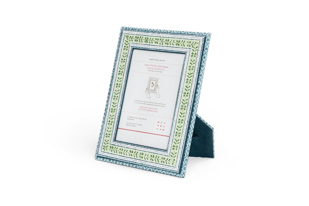 Leaf Trail – Hand Block Printed Tabletop Picture Frame (7.25" x 5.75", fits 6" x 4" photo)