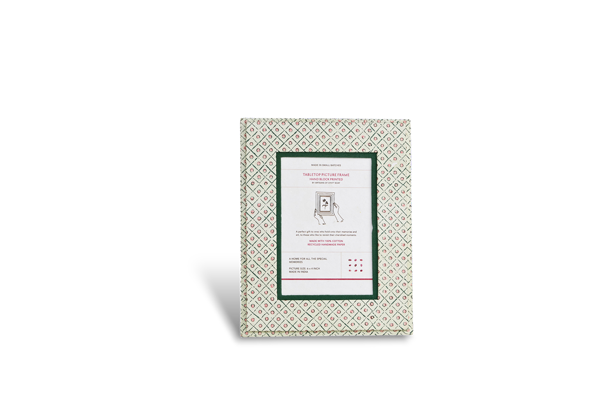 Meadow Grid – Hand Block Printed Tabletop Picture Frame (7.25" x 5.75, fits 6" x 4" photo)